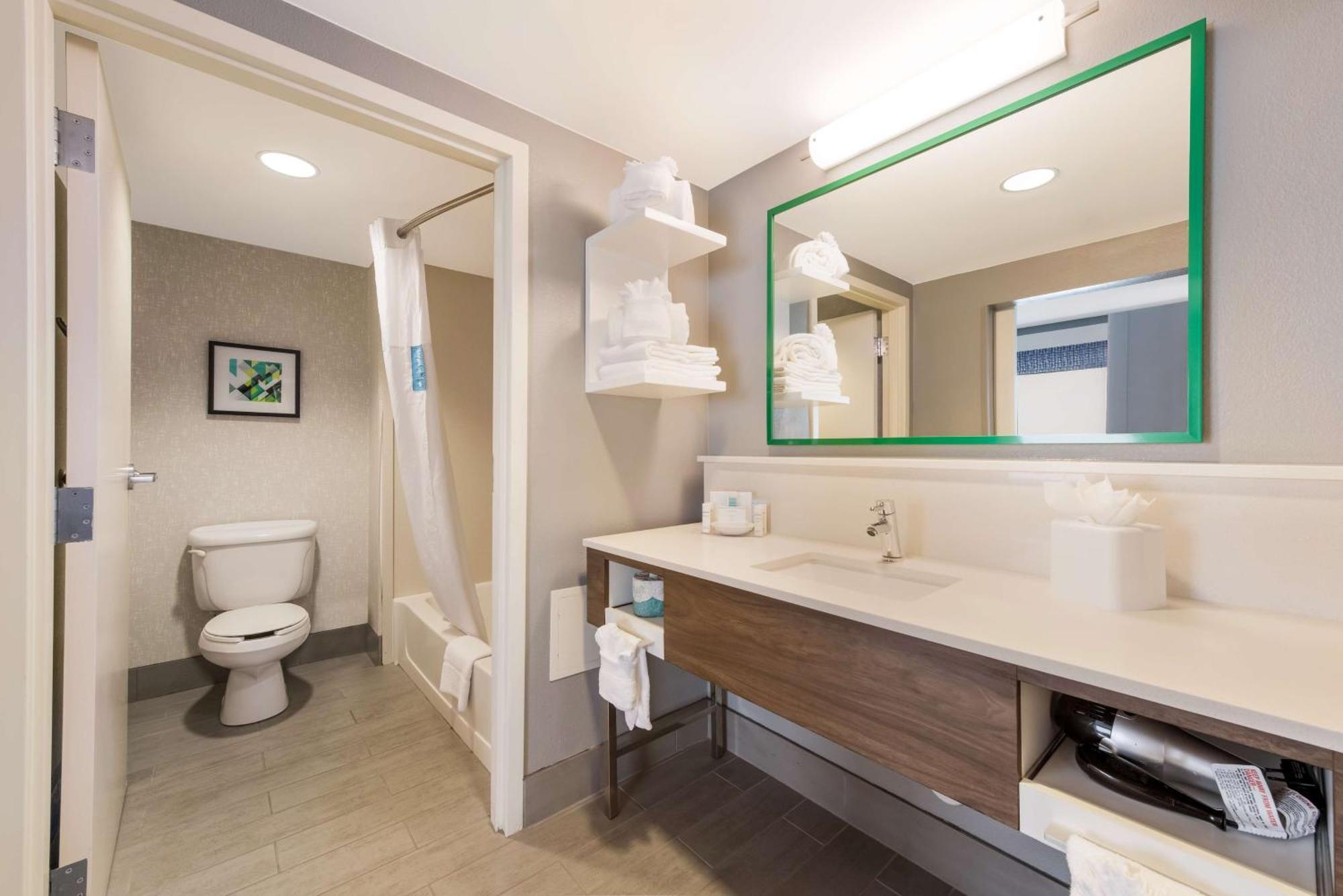 Hampton Inn & Suites Charlotte-Airport Zewnętrze zdjęcie