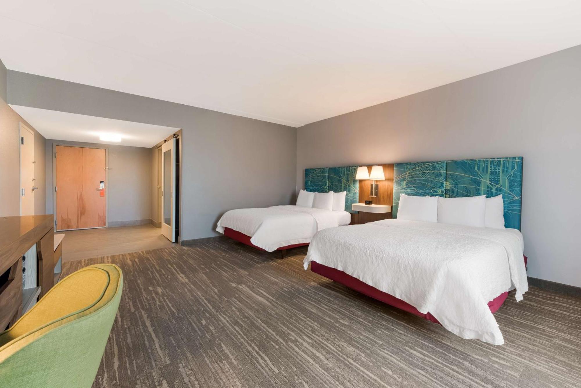 Hampton Inn & Suites Charlotte-Airport Zewnętrze zdjęcie