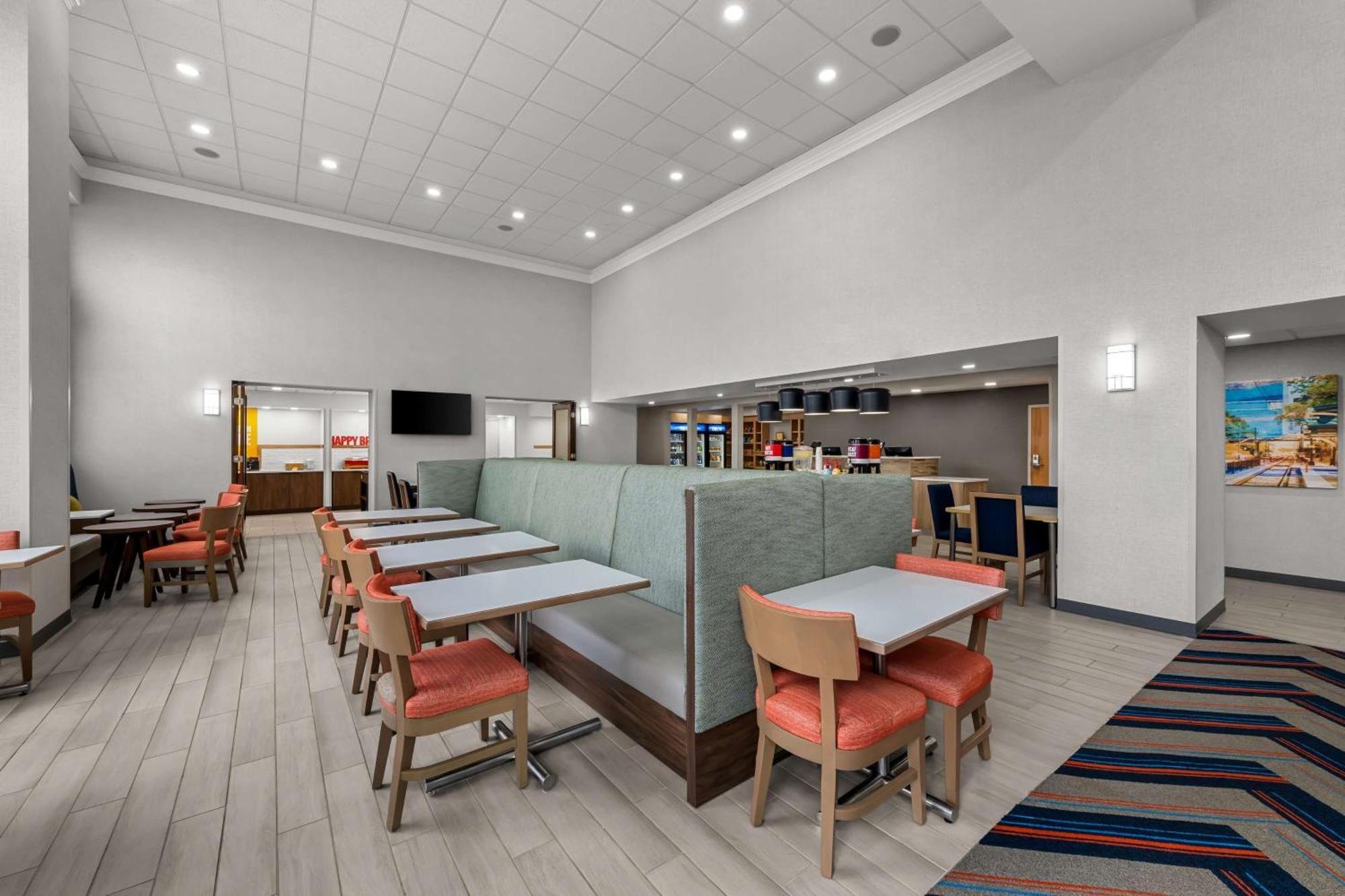 Hampton Inn & Suites Charlotte-Airport Zewnętrze zdjęcie