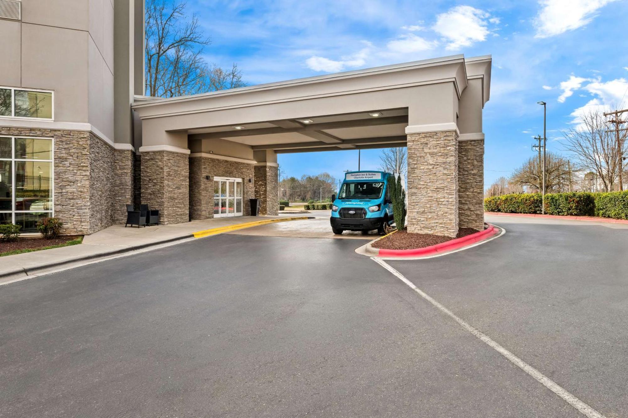 Hampton Inn & Suites Charlotte-Airport Zewnętrze zdjęcie