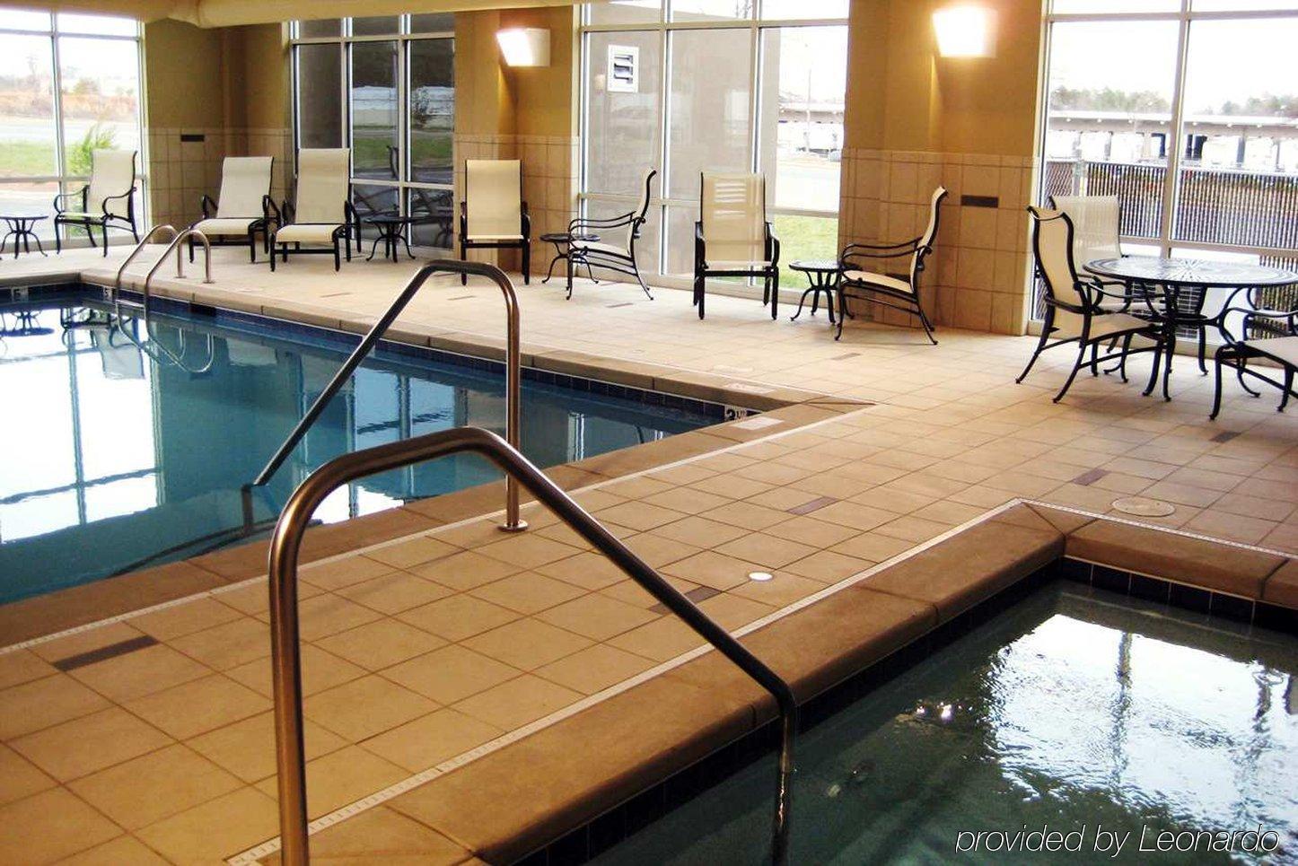 Hampton Inn & Suites Charlotte-Airport Udogodnienia zdjęcie